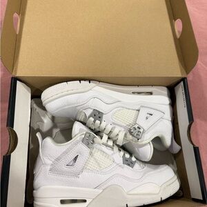 Air Jordan 4 Retro Pure Money